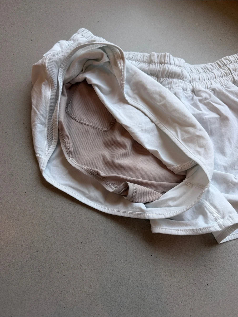 lululemon athletica White Hottie Hot 2.5